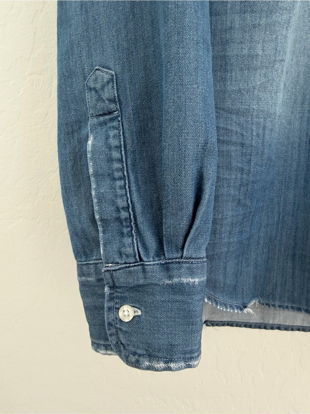 Frank & Eileen - Eileen in Distressed Vintage Wash size S - Picture 8 of 12